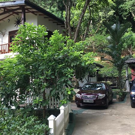 Villa25 Homestay Free Pick Up From The Centre Kandy Eksteriør bilde