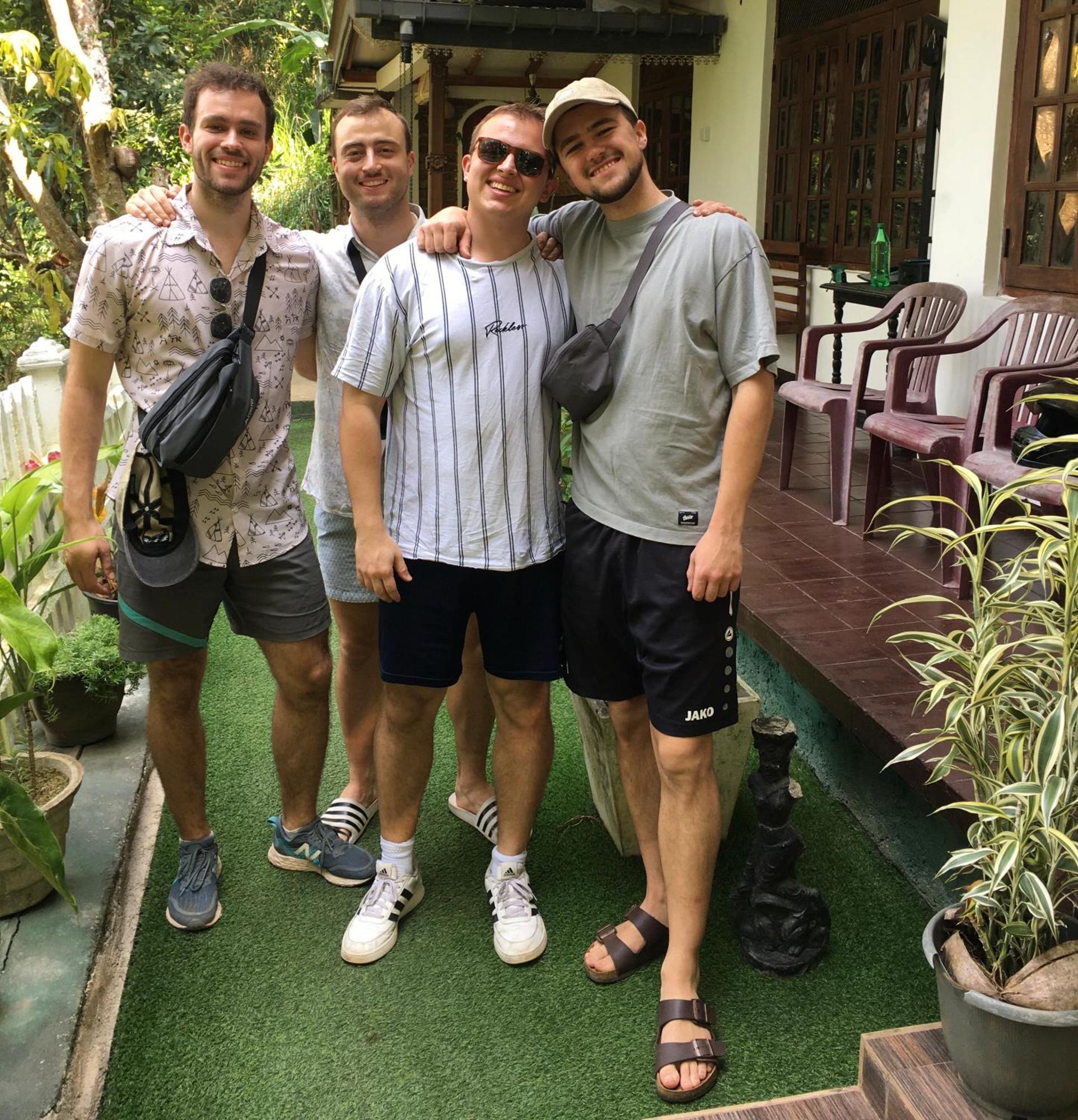 Villa25 Homestay Free Pick Up From The Centre Kandy Eksteriør bilde